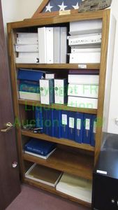 lot 174 image: Oak wood bookcase, contents not included