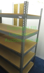 lot 136 image: Metal frame utlity shelf unit, 31 x 70 x 72
