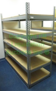 lot 135 image: Metal frame utlity shelf unit, 31 x 70 x 72