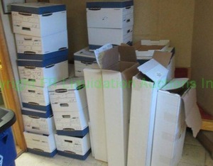 lot 132 image: Assorted bankers boxes plus as shown