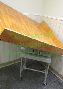 lot 106 image: Syntron paper jogger model TJ2B