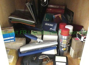 lot 81 image: Assorted office supplies as shown