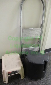 lot 78 image: Folding step ladder and portable step stools