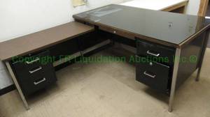 lot 68 image: L-station metal base laminate top double pedestal desk unit