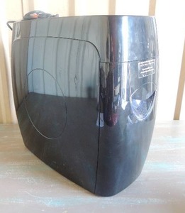 lot 43 image: Fellows electric paper shredder works great