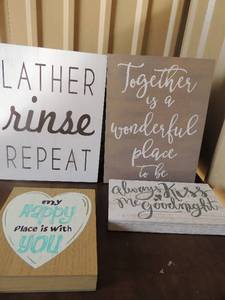 lot 89 image: Wooden wall art- Always kiss