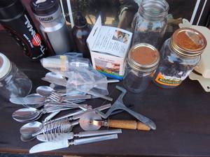 lot 116 image: Multi grater NIB mason jars sports drink bottles mixed flatware