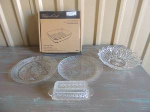 lot 24 image: NIB Pampered Chef small ridged baker, star of David plate covered  butter dish and glass salad bowl