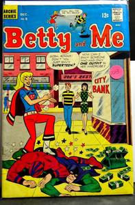 lot 263 image: VINTAGE Betty and Me #5 1967- Superteen issue Archie $$$