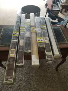 lot 5 image: MINI BLINDS