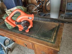 lot 22 image: BLACK & DECKER TOOLS