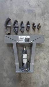 lot 25 image: Central Machinery 12 Ton Hydraulic Pipe Bender w 6 Bending Dies (2, 1 12, 1 14, 1, 34, 12)