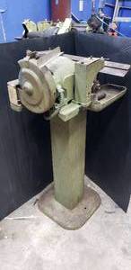 lot 34 image: Vintage Oliver No. 384 Grinder