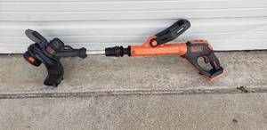 lot 75 image: Black & Decker 20v Cordless Electric String Trimmer
