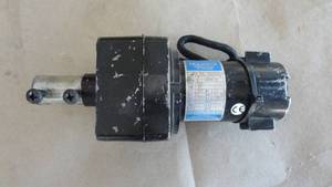 lot 157 image: Leeson Permanent Magnet DC Gear Motor, Model CM24D25NZ10A