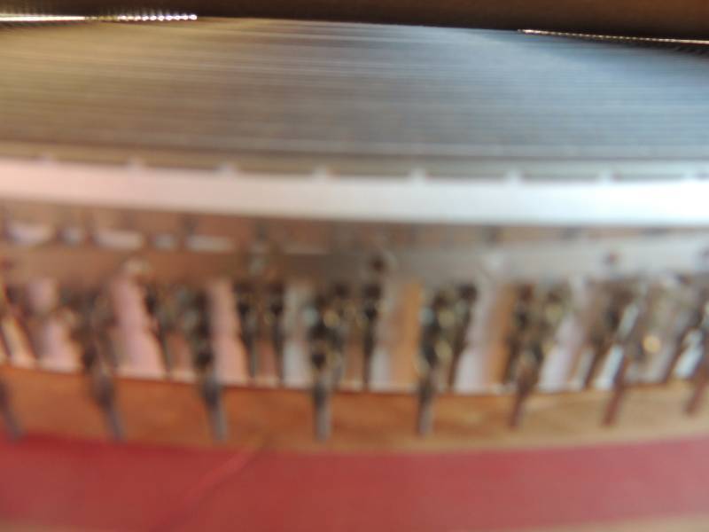 lot 183 image: WIRE CONNECTORS male electrical terminal, chain tin...