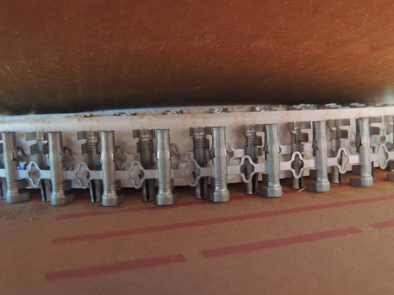 lot 187 image: WIRE CONNECTORS female crimp terminal - qty 1000 - p...