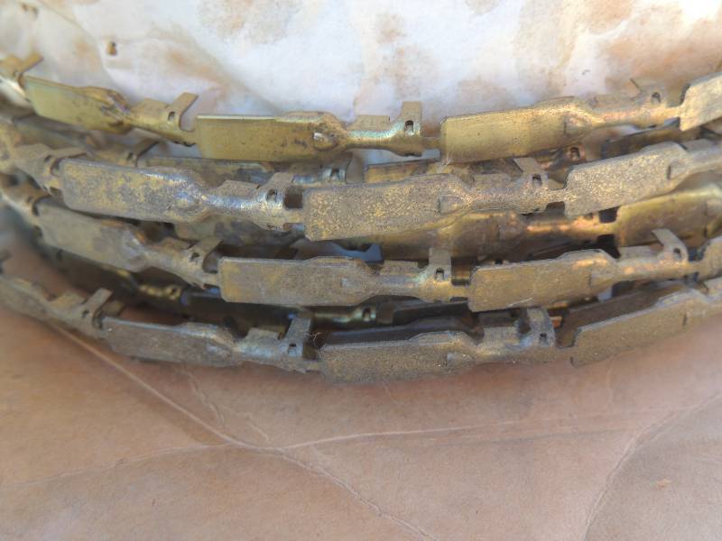 lot 205 image: WIRE CONNECTORS  brass blade terminals - qty 1300 x ...