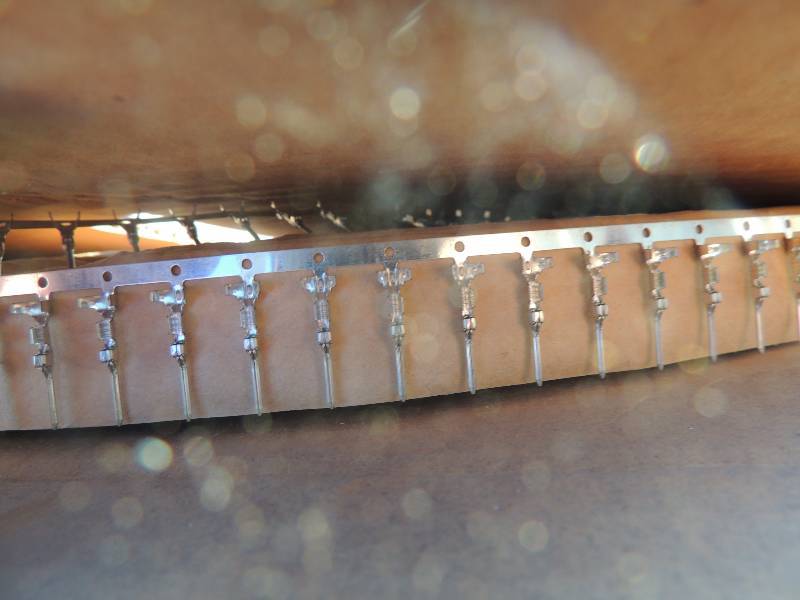 lot 234 image: WIRE CONNECTOR male adapter qty 3000 - part # 100-...