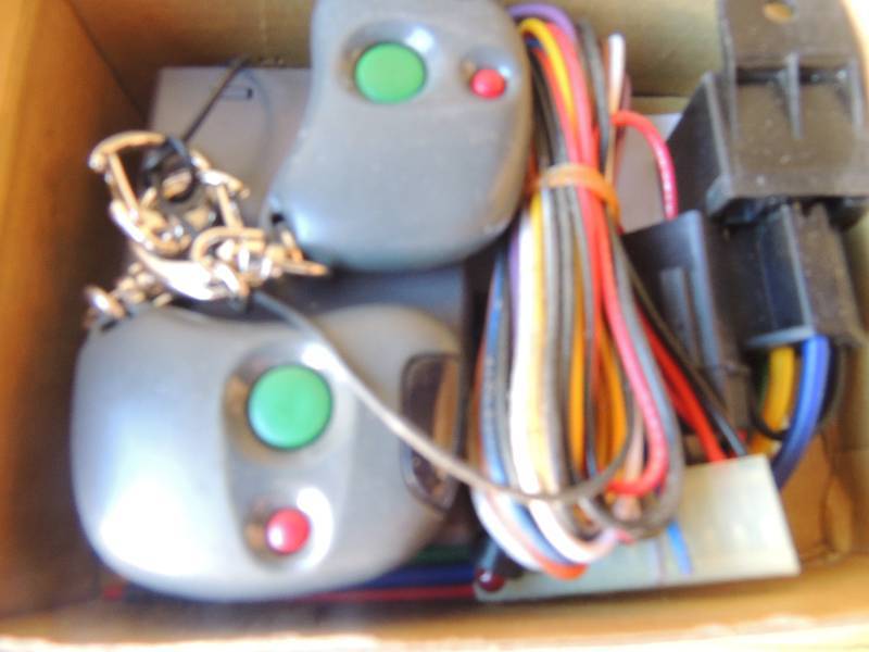 lot 18 image: REMOTE PLUS 252 RKE2 , WITH 2 KEY F...