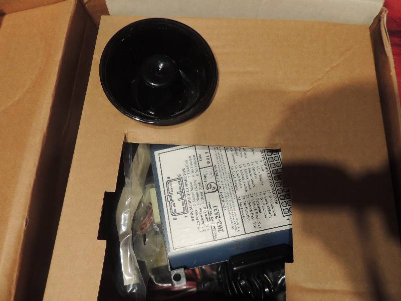 lot 35 image: REMOTE START - GMCHEVROLET WIRE HA...