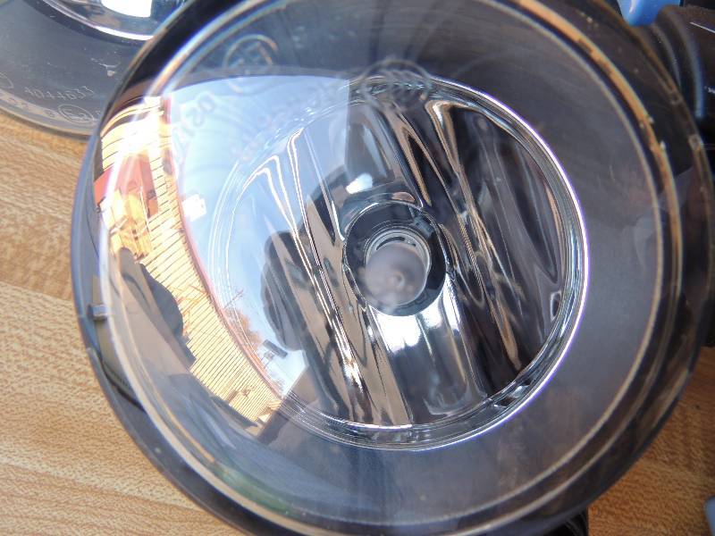 lot 273 image: Nissan - Valco - lights qty 6...