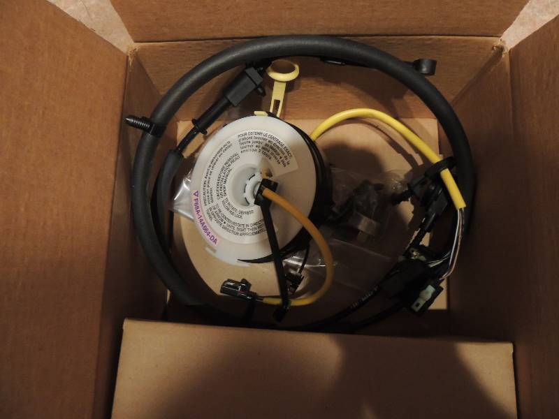 lot 6 image: FORD SPEED CONTROL KIT # F68Z-9A818...