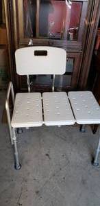 lot 49 image: Extra Wide Shower Chair with Handle on One Side