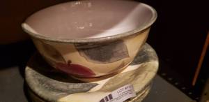 lot 71 image: Certified International Bowl and Dinner Plates Set