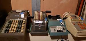 lot 99 image: Antique R.C. Allen Visomatic Adding Machine and More