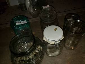 lot 83 image: Various Glass Containers, see pictures
