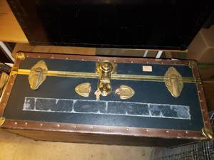 lot 104 image: Vintage Trunk with Removable Top Compartment as shown