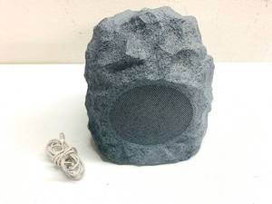 lot 63 image: Vivitar Rock Outdoor Bluetooth Speaker (Tested and Working)