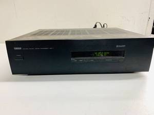lot 173 image: Yamaha DDP-1 Natural Sound Digital Processor (Powers on)