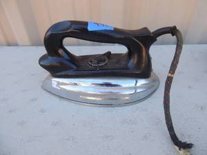 lot 441 image: Metal iron with handle and cord Miracle fore and aft automatic iron