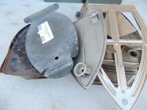 lot 492 image: lot of 8 assorted iron platesstands