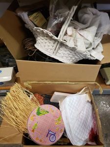 lot 57 image: Dried Flowers, Wreath, Bow Shelf and Odds and Ends
