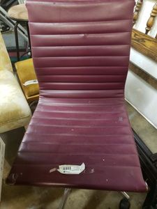 lot 70 image: Rolling Office Chairs, See Pictures