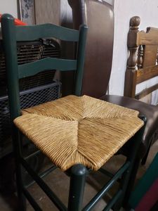 lot 114 image: Wooden Kitchen Stool with Wicker Seat and Vinyl Leather High Back Chair