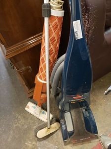 lot 82 image: Bissell DirtLifter, 3 Speed Electrikbroom Sweeper, Deck Brush