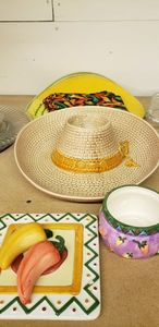 lot 16 image: Ceramic Pepper Dishes and Napkins, Chips and Dip Hat