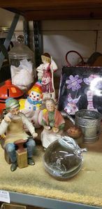 lot 28 image: Various Knick Knacks and Piggy Banks