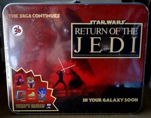 lot 36 image: Star Wars Return of the Jedi Metal Lunchbox & Accessories Collectible 5 Piece Set - NEW - $30.00