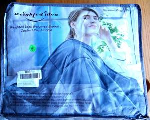 lot 41 image: WEIGHTED IDEA WEIGHTED BLANKET - NEW IN BAG