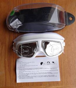 lot 54 image: Professional Polycarbonate Swimming Goggles with hard case - NEW - $35.99