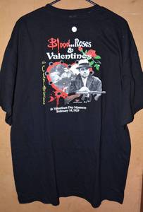 lot 139 image: VERY COOL AL CAPONE BLOOD & ROSES ST VALENTINES DAY MASSACRE T-SHIRT  SIZE XL - $24.95