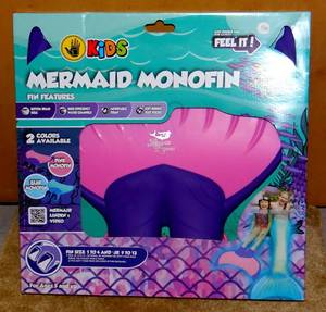 lot 156 image: NEW Body Glove Kids Adjustable Mermaid Linden Monofin Swim Fin Tail - RETAIL $49.95