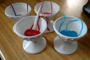 lot 192 image: 2014 Avon Ceramic Ice Cream Sundae Cups with Ceramic Nametags and reusuable Chalk - nib - ebay $29.95