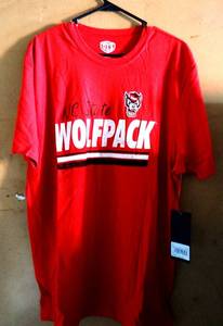 lot 196 image: UTS NC STATE WOLFPACK T-SHIRT - SIZE XL - RETAIL $24.95 NIP