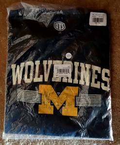 lot 234 image: UTS MICHIGAN WOLVERINES T-SHIRT - SIZE LARGE - RETAIL $24.95 NIP